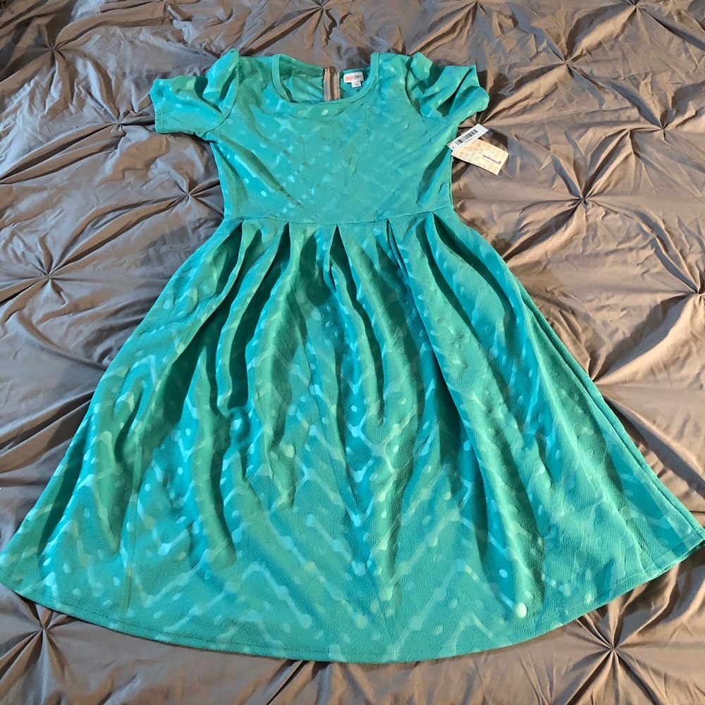 Lularoe Amelia NWT size large